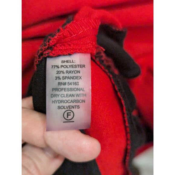 Red A-line style sleeveless dress w/black stripe at hemline size approx XL - Picture 2 of 7